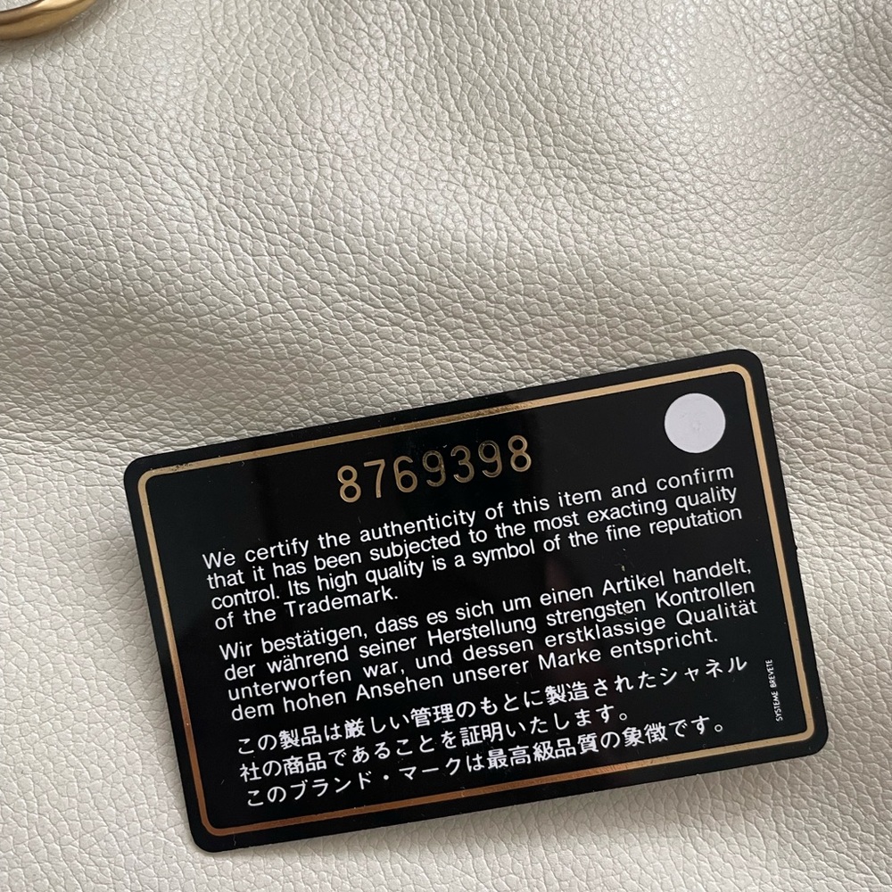 Authentic CHANEL shoulder bag - Picture 5 of 6